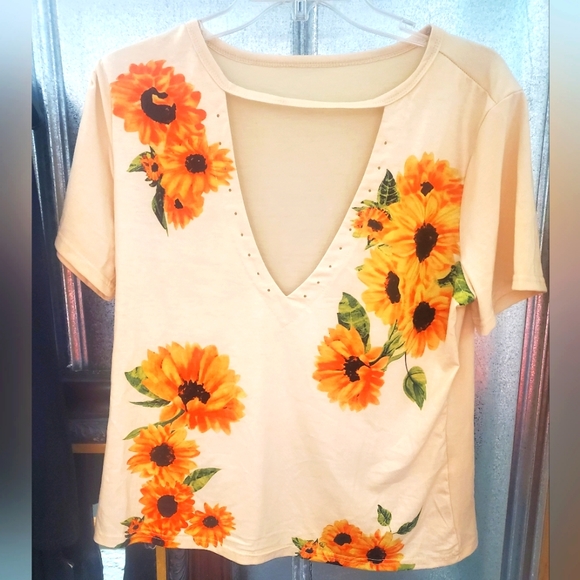 Sunflower t-shirt - Picture 1 of 3